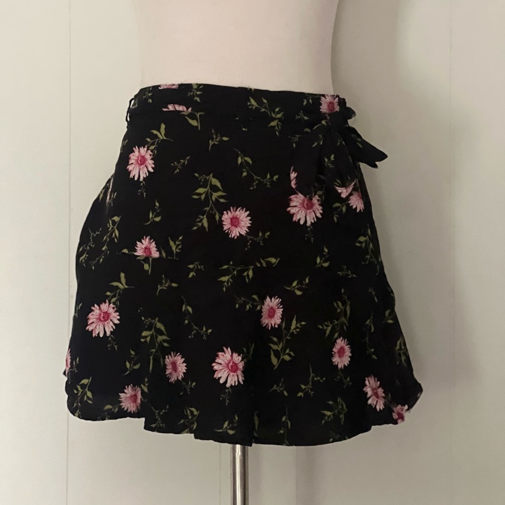 Floral Black Mini Skirt with Pink Flowers